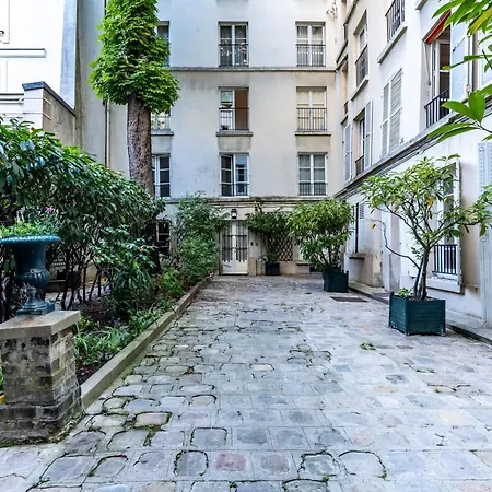 Appartamento 42cherchemidi New 100m2 3br Designer Flat In 6th St Germain-des-près Parigi