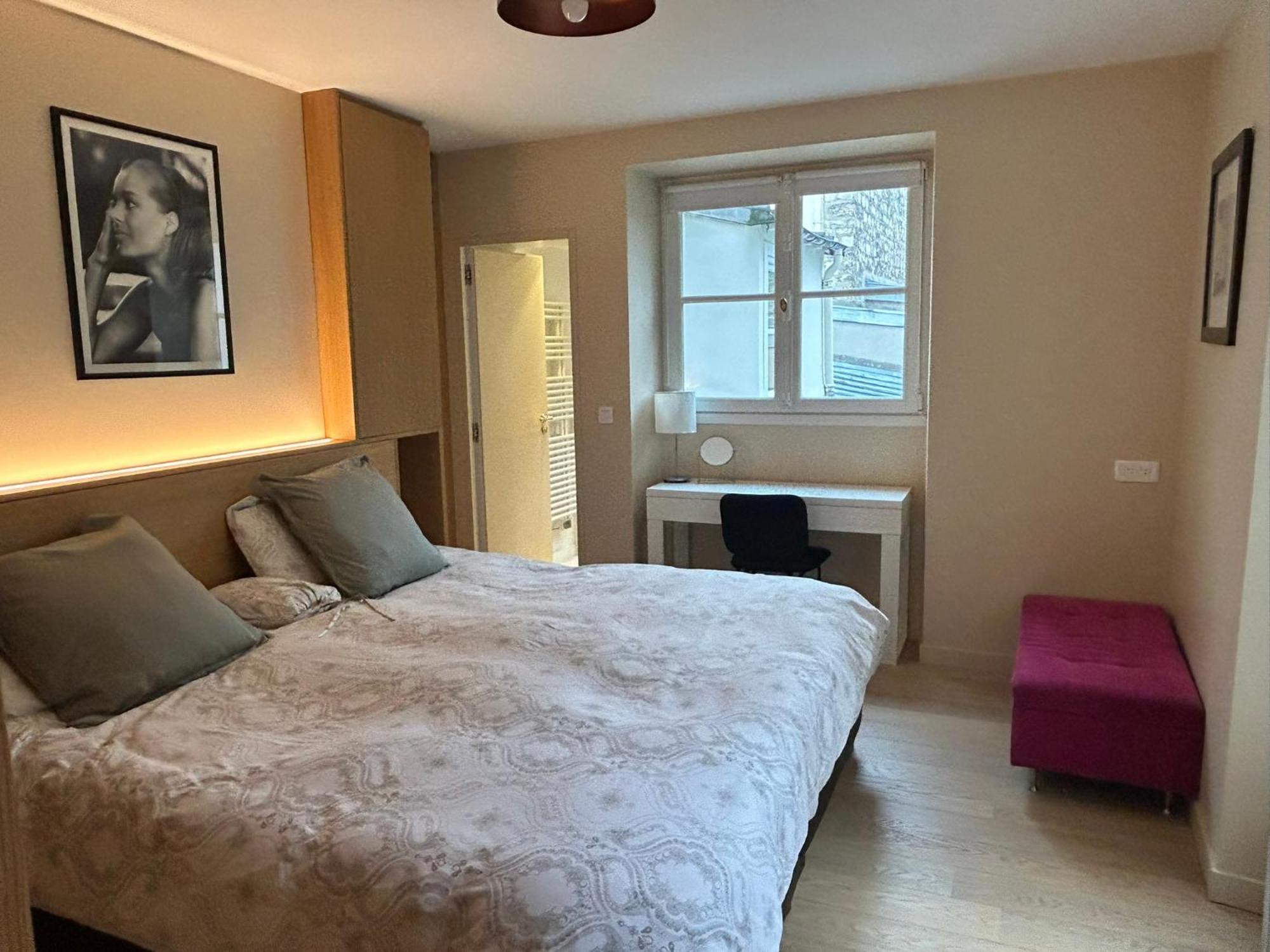 New 100m2 3-bedroom Flat In 6th St Germain-des-pres * Parigi